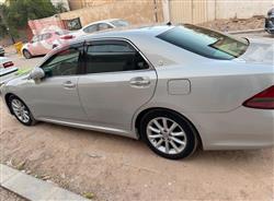 تۆیۆتا کراون